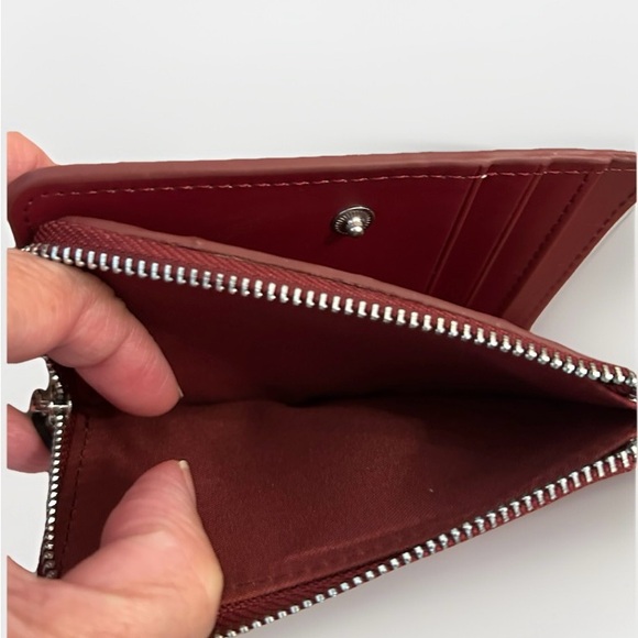 Bershka Croc-Embossed Burgundy Wallet - Picture 7 of 10